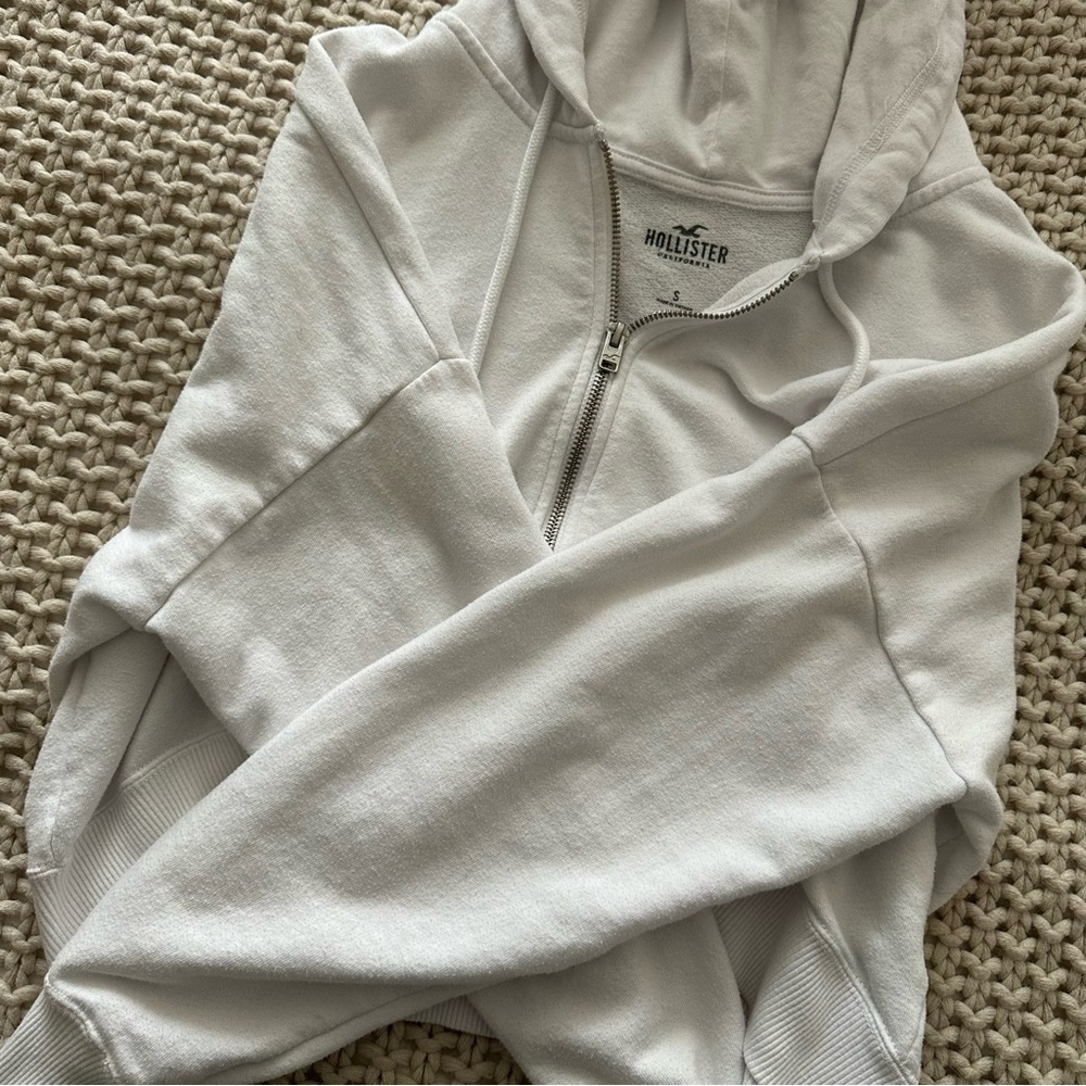 Cropped Hollister Hoodie